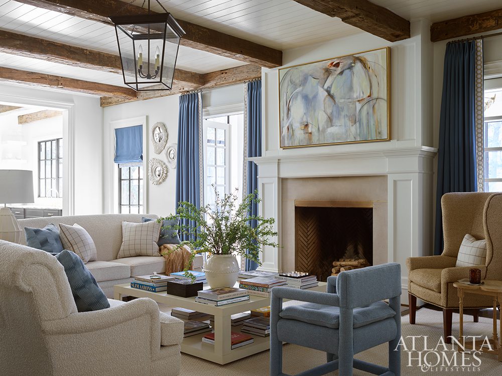 If you're looking for an amazing tour today, this fabulous home designed by Courtney Giles in Atlanta Homes & Lifestyles won't disappoint!  Traditional elements with the right mix of modern, hints of glamour in all the right places and architectural details that accentuate at every turn, this beautiful space is just the right kind of chic.