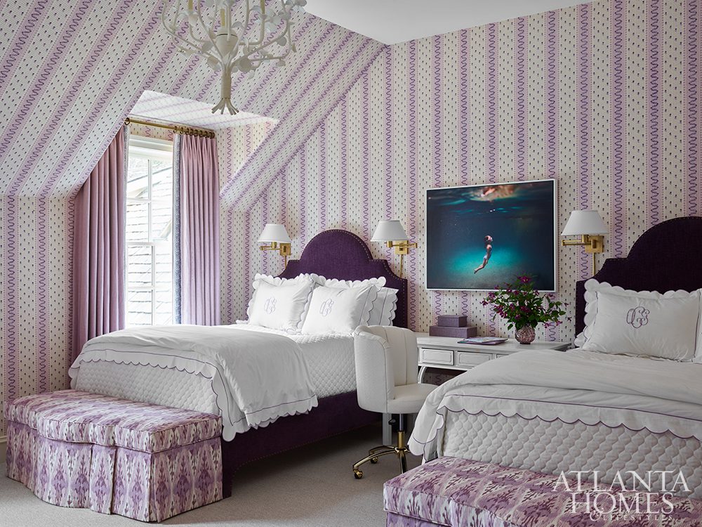 If you're looking for an amazing tour today, this fabulous home designed by Courtney Giles in Atlanta Homes & Lifestyles won't disappoint!  Traditional elements with the right mix of modern, hints of glamour in all the right places and architectural details that accentuate at every turn, this beautiful space is just the right kind of chic.