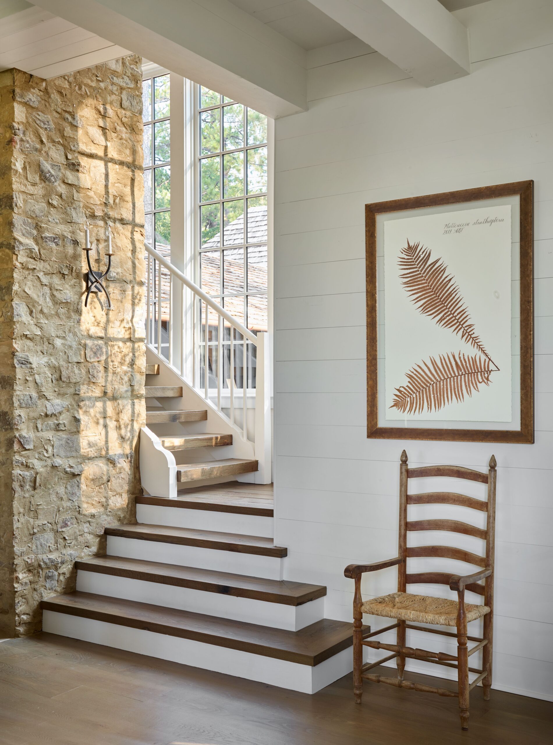 If you’re looking for inspiration to transform your home into a beautiful and functional space, look no further than the beautiful interior design of a favorite designer. With a focus on Southern charm and a love for classic design elements, her work is both timeless and on-trend. Ashley Gilbreath Interior Design , Emily Followill Photography