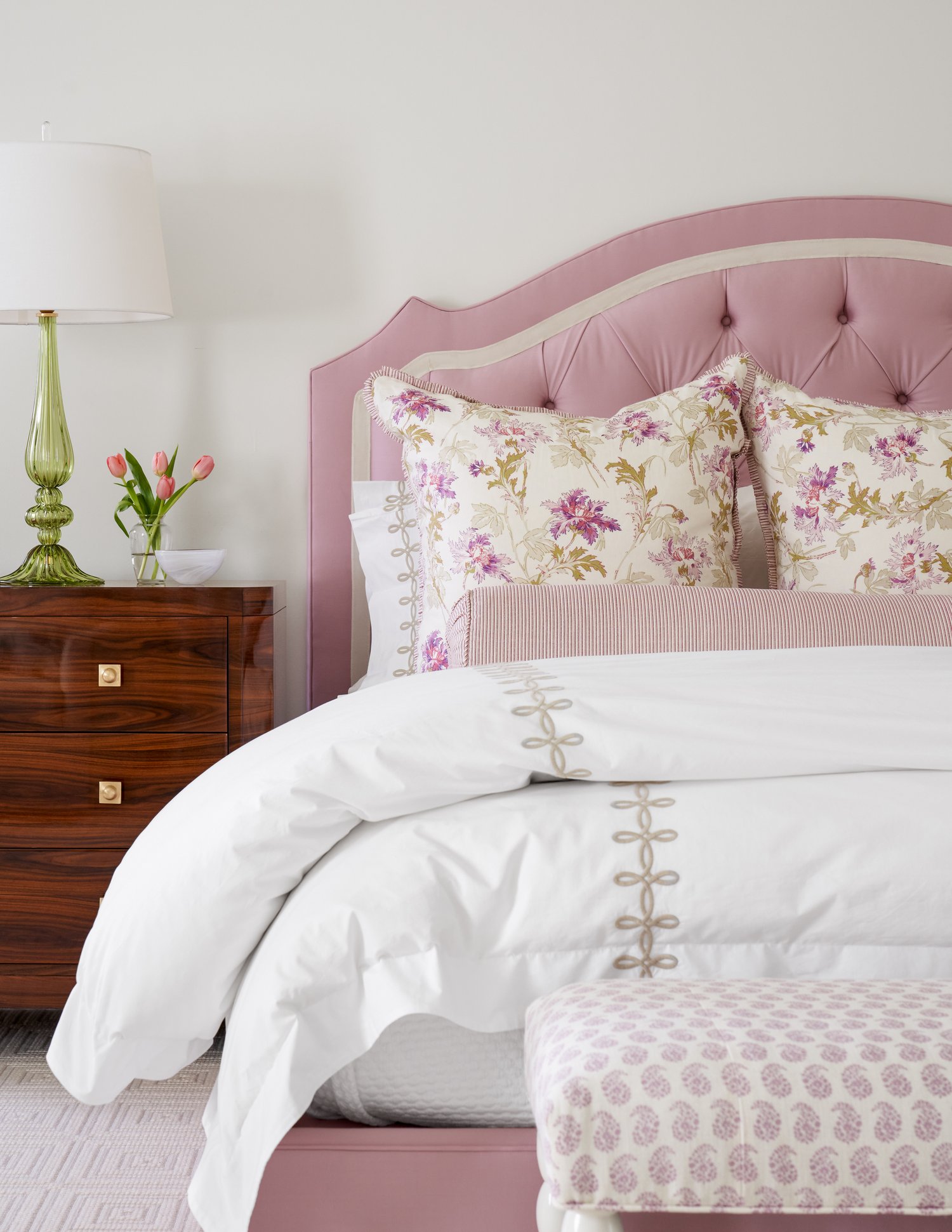 n Jenkin's talented hands, a bedroom suite is cozy and chic. Whether embracing a blue and white palette, a timeless neutral, or masterfully mixing patterns, Jenkins transforms bedrooms into captivating retreats.