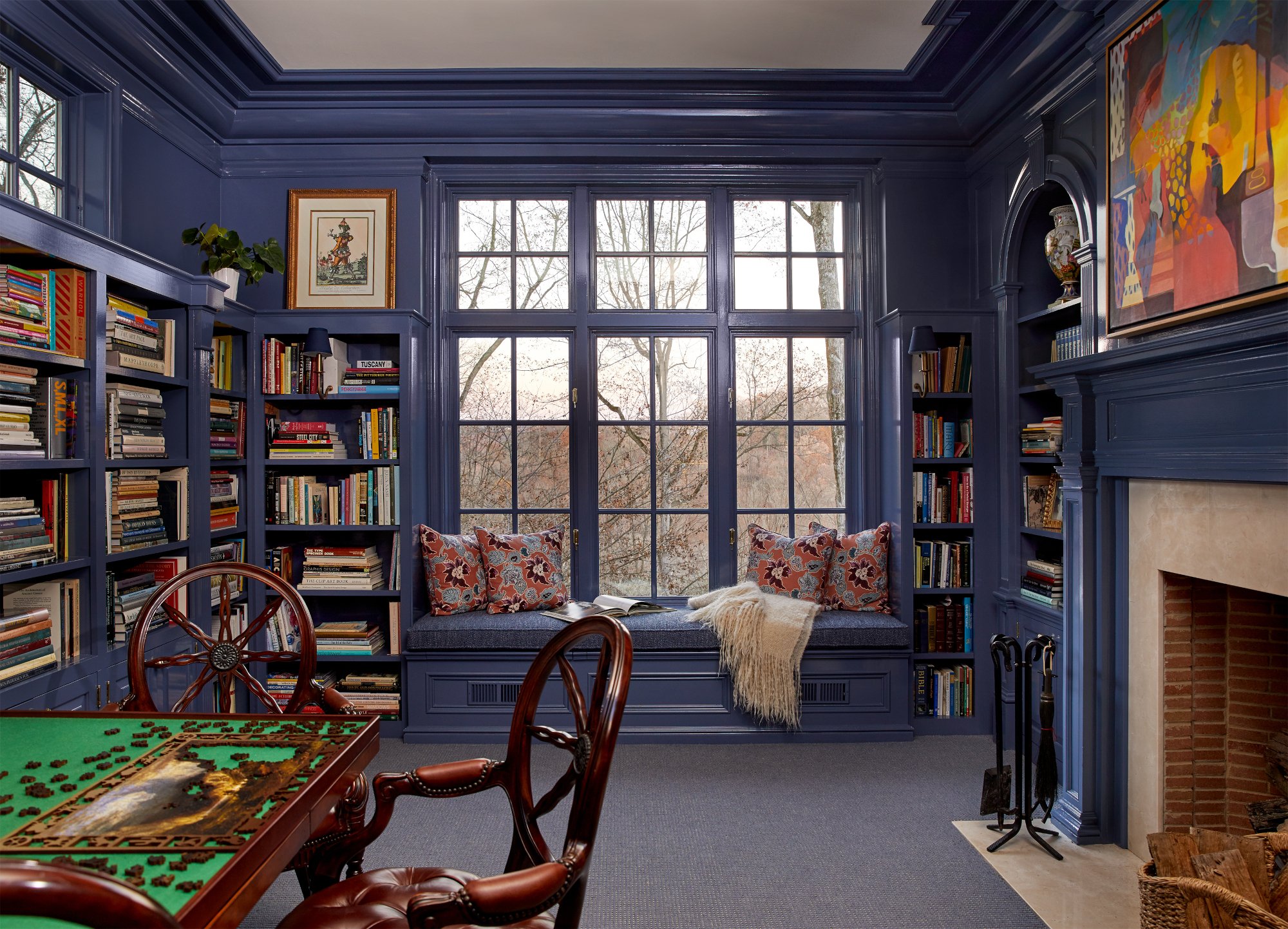  We don't know about you, but we always like ending the week with a little good taste. On that end, the chic colorful design inspiration of Colleen Simonds Design absolutely delivers.  We are loving the sleek palettes and modern vibe of these stunning rooms--with pops of color in all the right places and the perfect dash of stylish chic. PHotography: Emily Gilbert