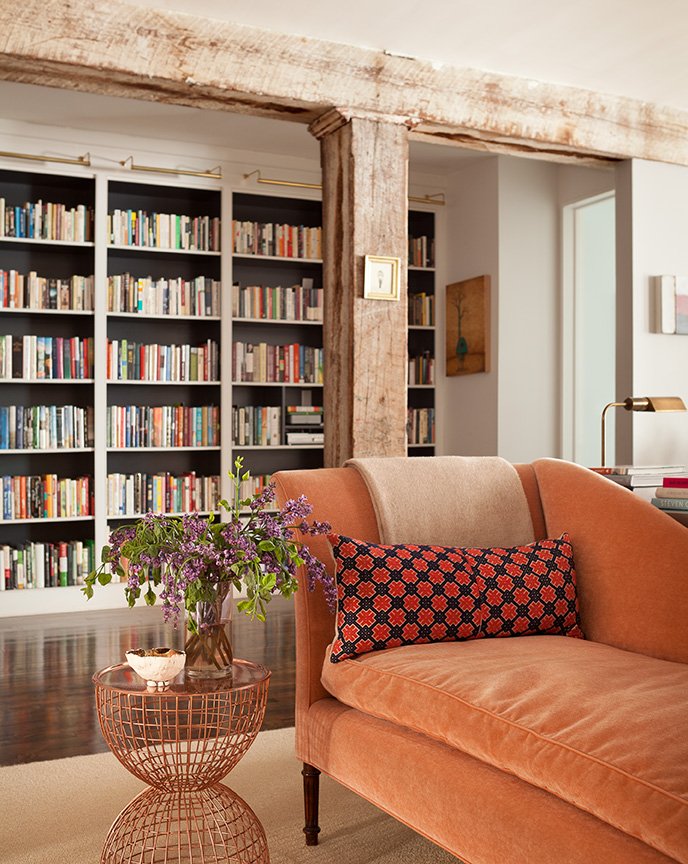  We don't know about you, but we always like ending the week with a little good taste. On that end, the chic colorful design inspiration of Colleen Simonds Design absolutely delivers.  We are loving the sleek palettes and modern vibe of these stunning rooms--with pops of color in all the right places and the perfect dash of stylish chic. PHotography: Emily Gilbert