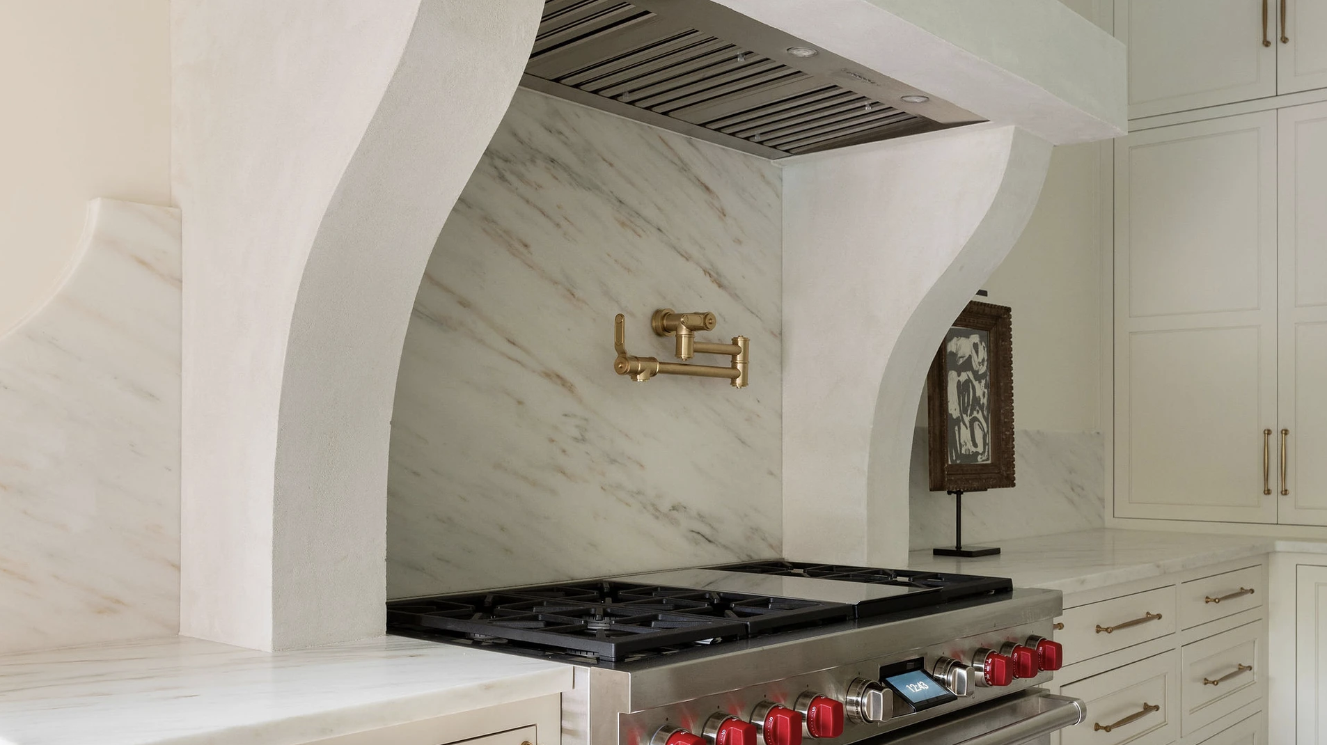 The art of sophistication, beauty and attention to detail are just a few of the things that come to mind when we think of Cerminara Design's good taste. Photo:@carolinesharpnack The art of sophistication, beauty and attention to detail are just a few of the things that come to mind when we think of Cerminara Design's good taste.