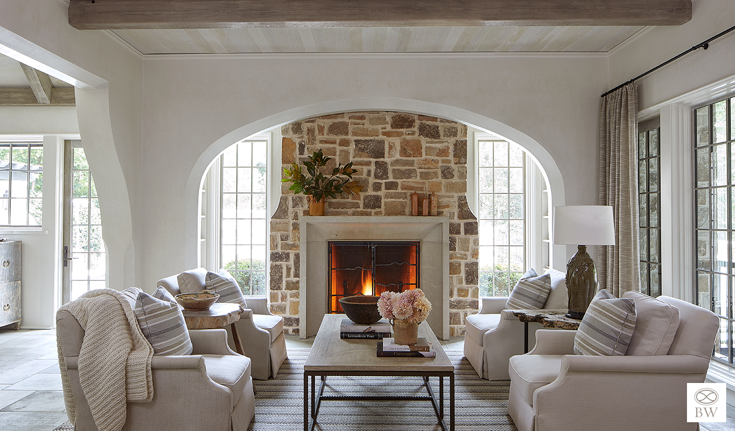 Beth Webb is celebrated for her exceptional talent in interior design that seamlessly merges timeless elegance with contemporary functionality, and these gorgeous living rooms are no exception. Jean Allsopp Photography