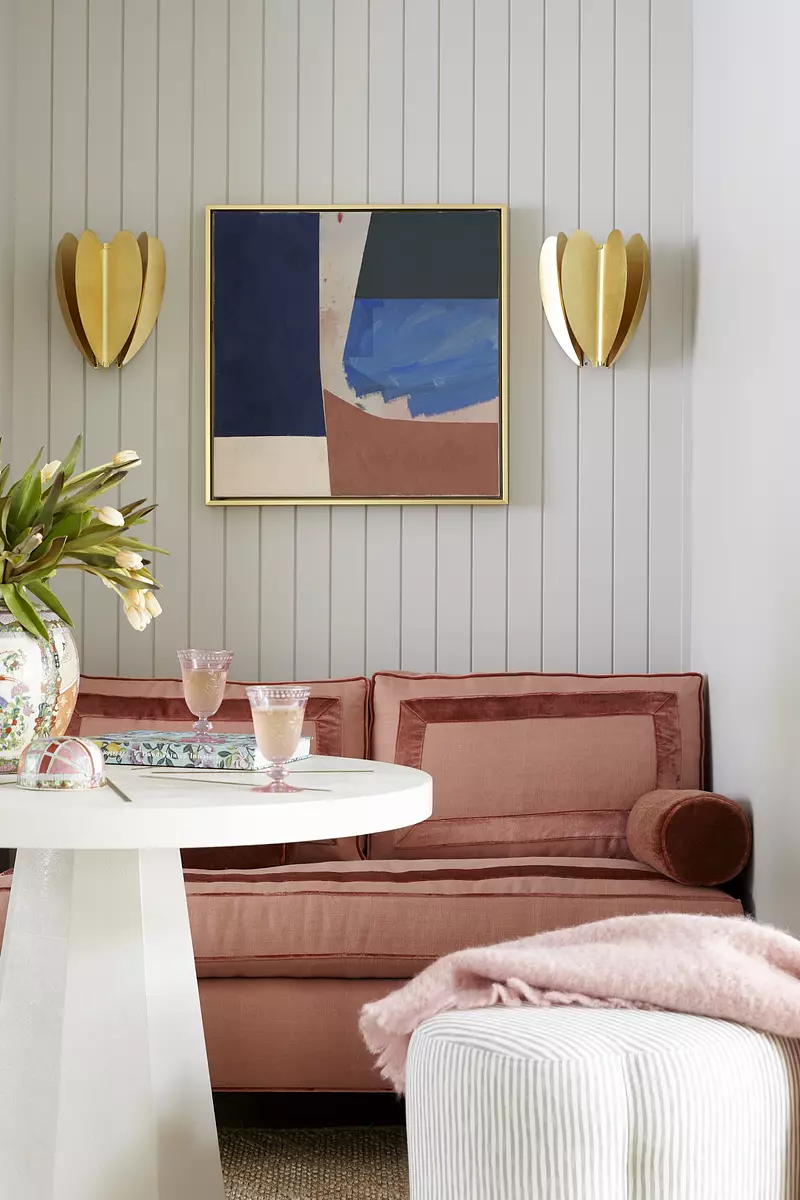 This gorgeous home by Georgia Street Design is the ultimate blend of timeless and modern and hits all the high notes when it comes to style.Brie Williams Photography - @briewilliams