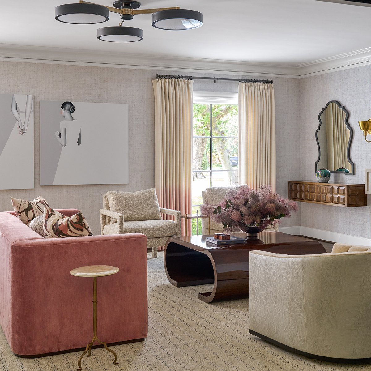 If you could use a break from the hustle and bustle of Thanksgiving preparations today, grab a cozy blanket, a steaming mug of hot cocoa and a place by the fire and explore this lovely home by Mary Beth Wagner Interiors. Nathan Schroder Photography