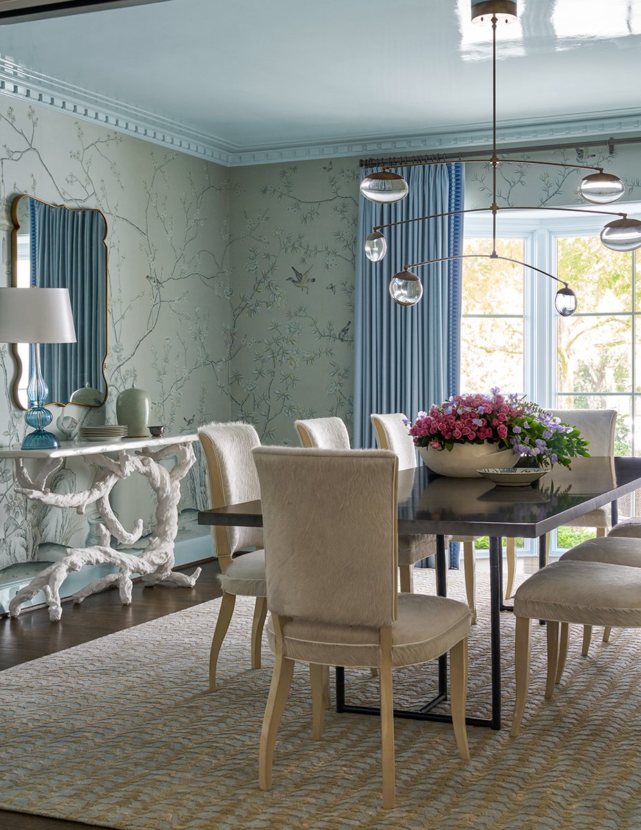 If you could use a break from the hustle and bustle of Thanksgiving preparations today, grab a cozy blanket, a steaming mug of hot cocoa and a place by the fire and explore this lovely home by Mary Beth Wagner Interiors. Nathan Schroder Photography