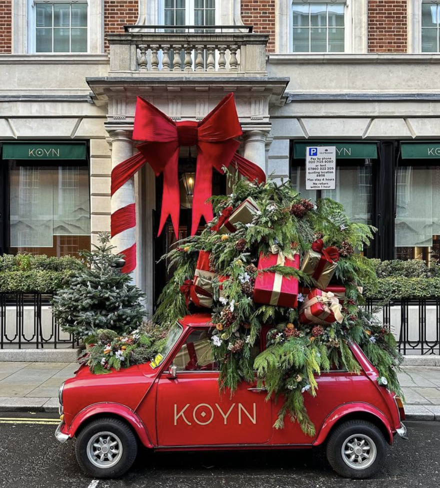 Image via @kate_in_london_When preparing for the holidays, there are several travel essentials we think you should consider packing to ensure a smooth and comfortable trip. From practical necessities to comfort-enhancing accessories, these essentials are sure to make your travels smoother and more enjoyable.