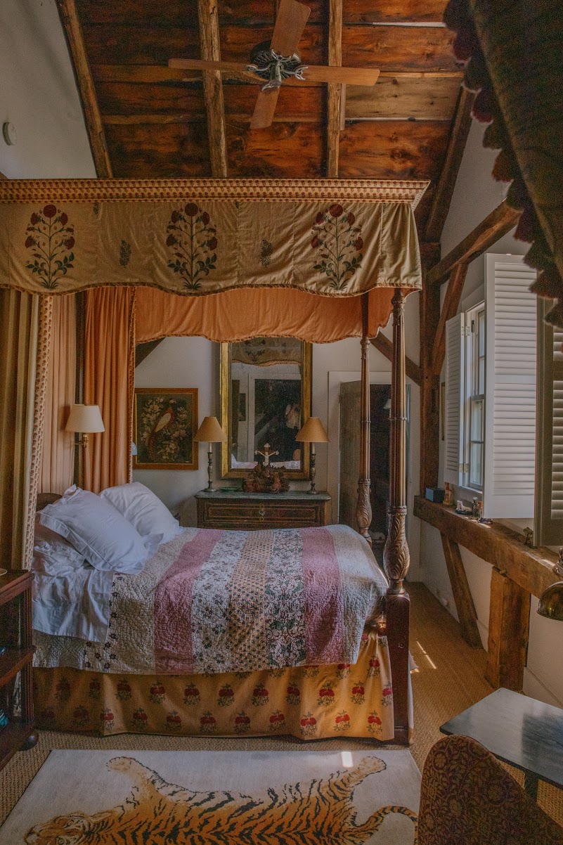Have you ever dreamed of designing your own home with the skill of Bunny Williams?  Well now is your opportunity!  