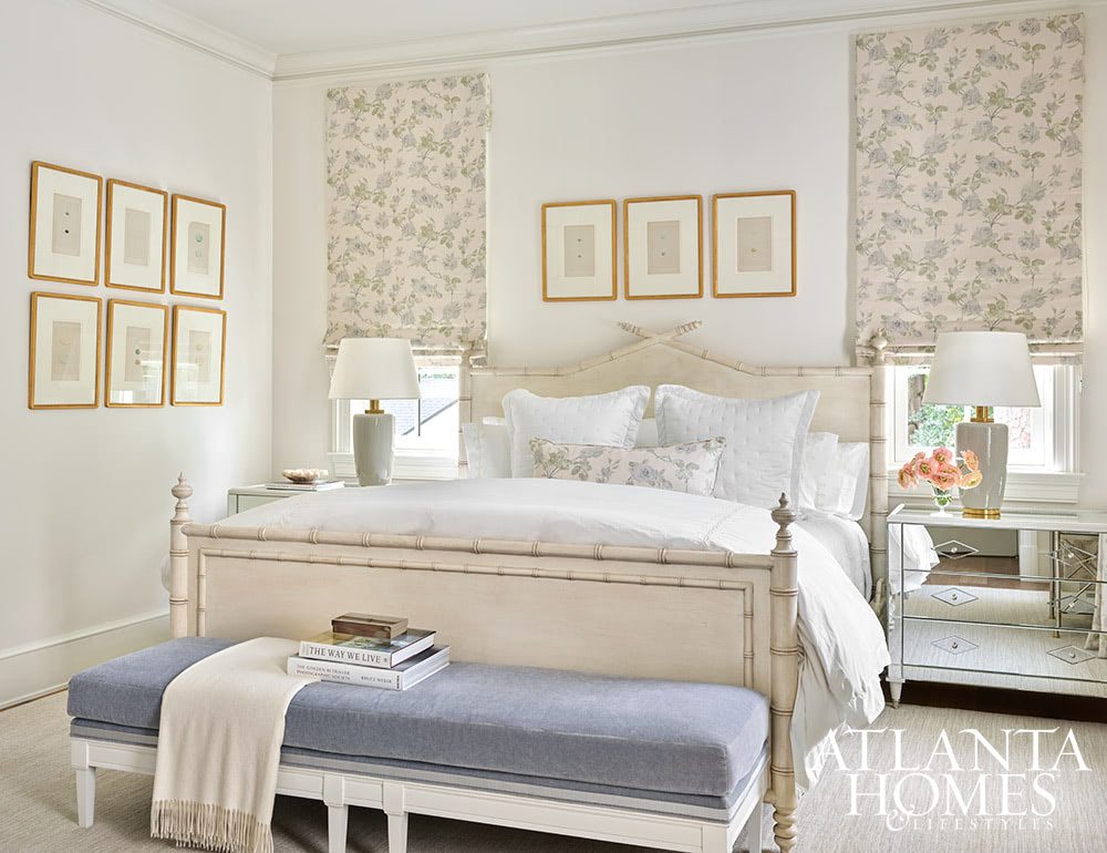 We talk a lot on Design Chic about combining the old with the new. Grandmother's silver on your Saarinen table, fun buffet lamps on an antique buffet, a new, shiny bar cart filled with Grandfather's decanters. There are so many fantastic ways to incorporate the old with the new on the inside. INTERIOR DESIGN:  Suzanne Kasler  RESIDENTIAL DESIGNER:  Castro Design Studio  BUILDER:  Ladisic Fine Homes LANDSCAPE DESIGN:  Land Plus KITCHEN AND CLOSET DESIGN:  Design Galleria Kitchen and Bath Studio 