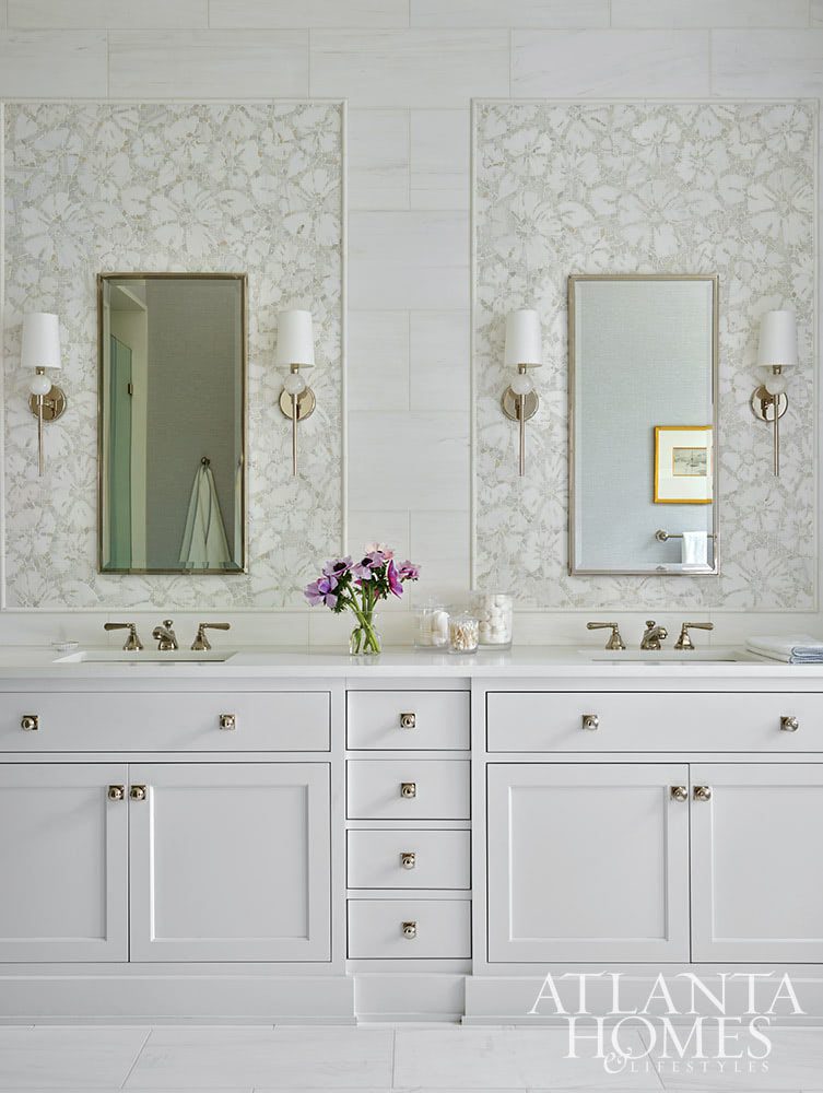 We talk a lot on Design Chic about combining the old with the new. Grandmother's silver on your Saarinen table, fun buffet lamps on an antique buffet, a new, shiny bar cart filled with Grandfather's decanters. There are so many fantastic ways to incorporate the old with the new on the inside. INTERIOR DESIGN:  Suzanne Kasler  RESIDENTIAL DESIGNER:  Castro Design Studio  BUILDER:  Ladisic Fine Homes LANDSCAPE DESIGN:  Land Plus KITCHEN AND CLOSET DESIGN:  Design Galleria Kitchen and Bath Studio 