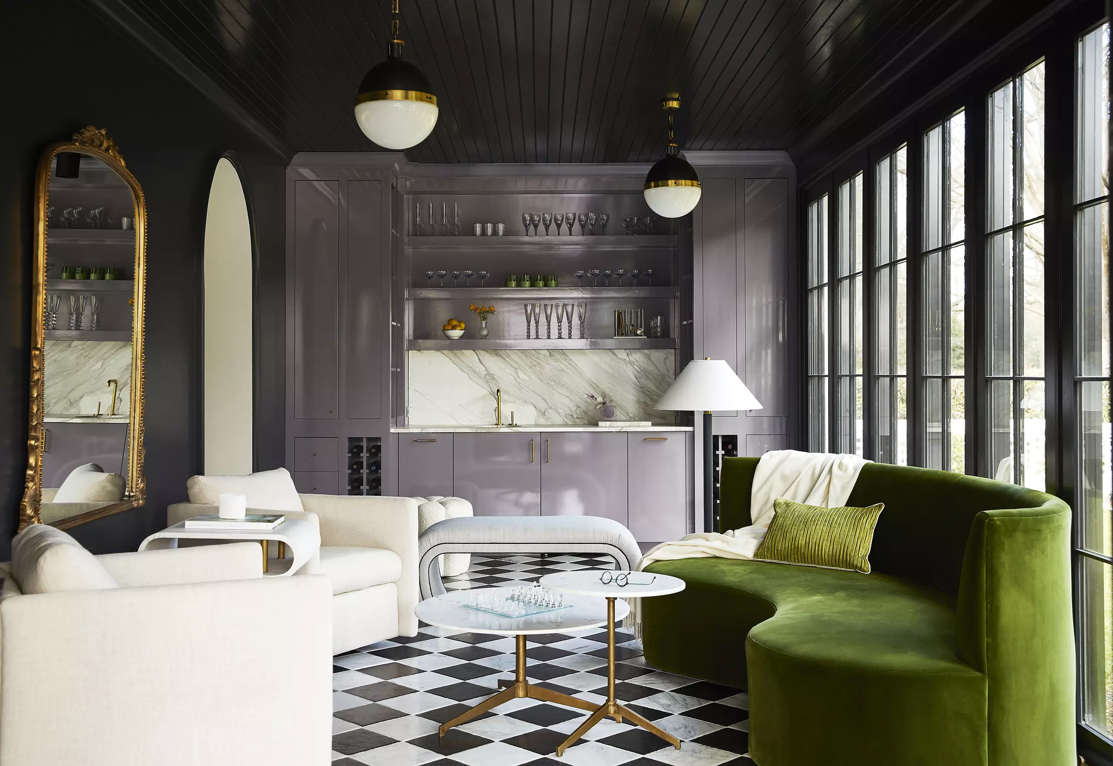 Beauty, sophistication and attention to detail are just a few of the things that come to mind when we think of Georgia Street Design's good taste. Brie Williams Photography