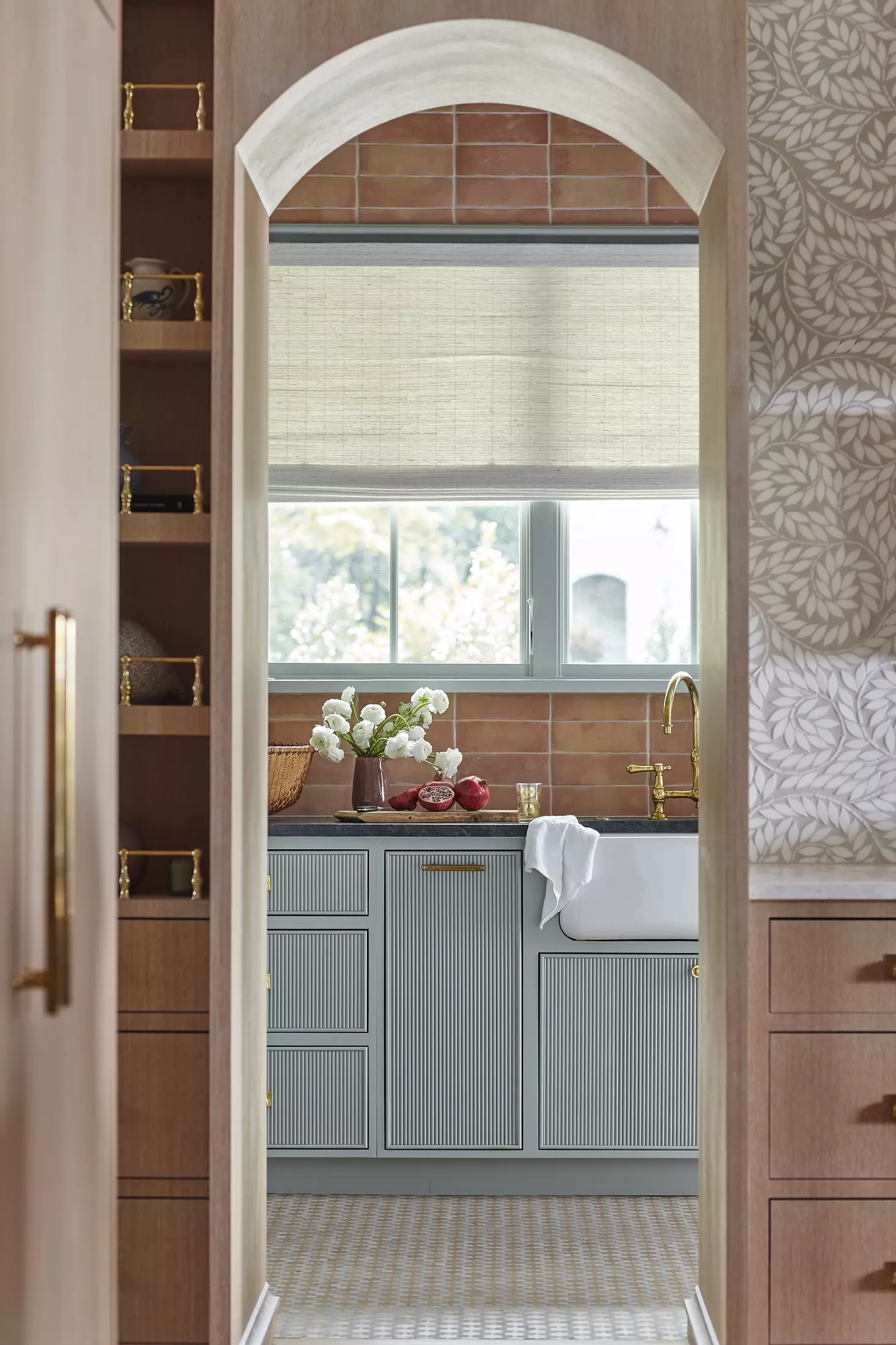 Beauty, sophistication and attention to detail are just a few of the things that come to mind when we think of Georgia Street Design's good taste. It's those little things that we think make Meredith Beregovski work shine the very most. Brie Williams Photography Beauty, sophistication and attention to detail are just a few of the things that come to mind when we think of Georgia Street Design's good taste. Brie Williams Photography