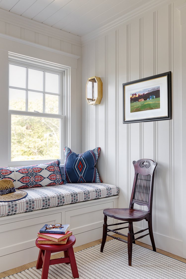 Good morning, chic readers! We hope you are having a great week--and are in the mood for touring a one of a kind home. For us, this week, a spot of calm is just what the doctor ordered! Grab your favorite warm beverage, a cozy blanket and curl up by the fire to savor every square foot of this dream home in Scraggy Neck, Massachusetts, designed by Digs Design Company.  You don't want to miss a single fabulous detail! Greg Premru Photography