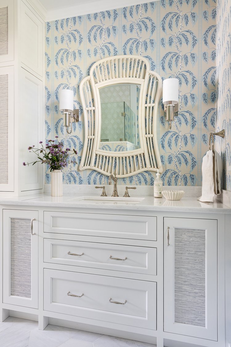 Good morning, chic readers! We hope you are having a great week--and are in the mood for touring a one of a kind home. For us, this week, a spot of calm is just what the doctor ordered! Grab your favorite warm beverage, a cozy blanket and curl up by the fire to savor every square foot of this dream home in Scraggy Neck, Massachusetts, designed by Digs Design Company.  You don't want to miss a single fabulous detail! Greg Premru Photography