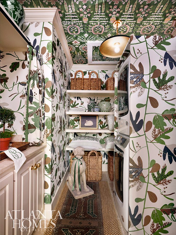 Why, more than one of our favorite interior designers creating a fabulous home, of course! The amazing 2024 Cashiers Showhouse is just that.  Despite the fact that this chic showhouse was designed by a bevy of talents, the entire home feels cohesive and warm. Joey Butler Design | Atlanta Homes & Lifestyles | David Christensen Photography