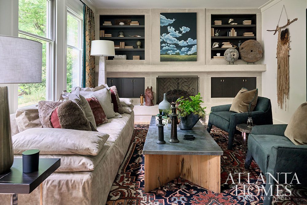 Why, more than one of our favorite interior designers creating a fabulous home, of course! The amazing 2024 Cashiers Showhouse is just that.  Despite the fact that this chic showhouse was designed by a bevy of talents, the entire home feels cohesive and warm. Lisa Wester Interiors | Atlanta Homes & Lifestyles | David Christensen Photography