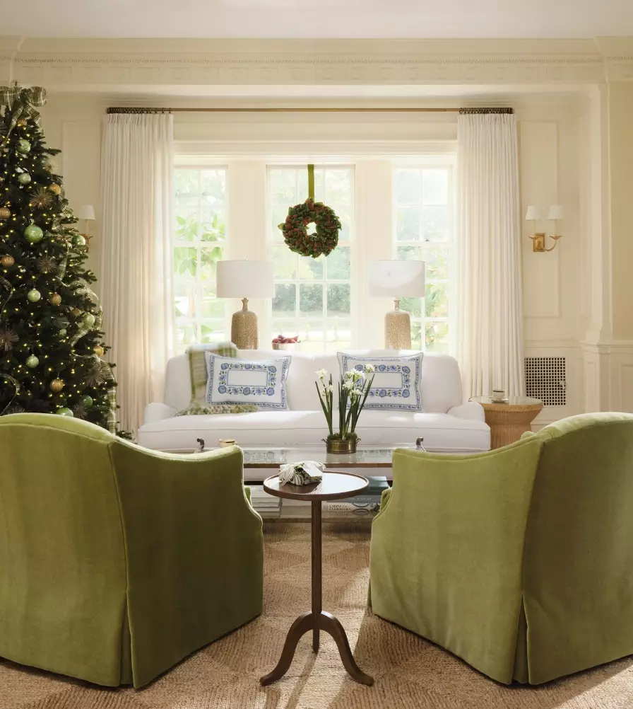 One of the best ways to elevate your living space and make it feel truly you is through a little thoughtful decor. Today, we're sharing six chic living room design ideas to help you curate a stylish and inviting space. Serena & Lily