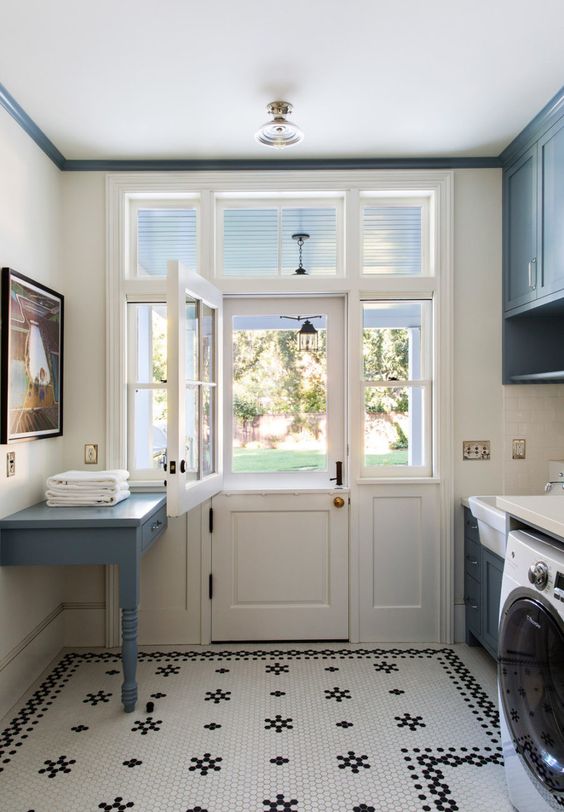 Discover expert tips, creative ideas, and smart organization hacks to create laundry rooms that inspire you! Lucy Call Photography - Studio McGee Design
