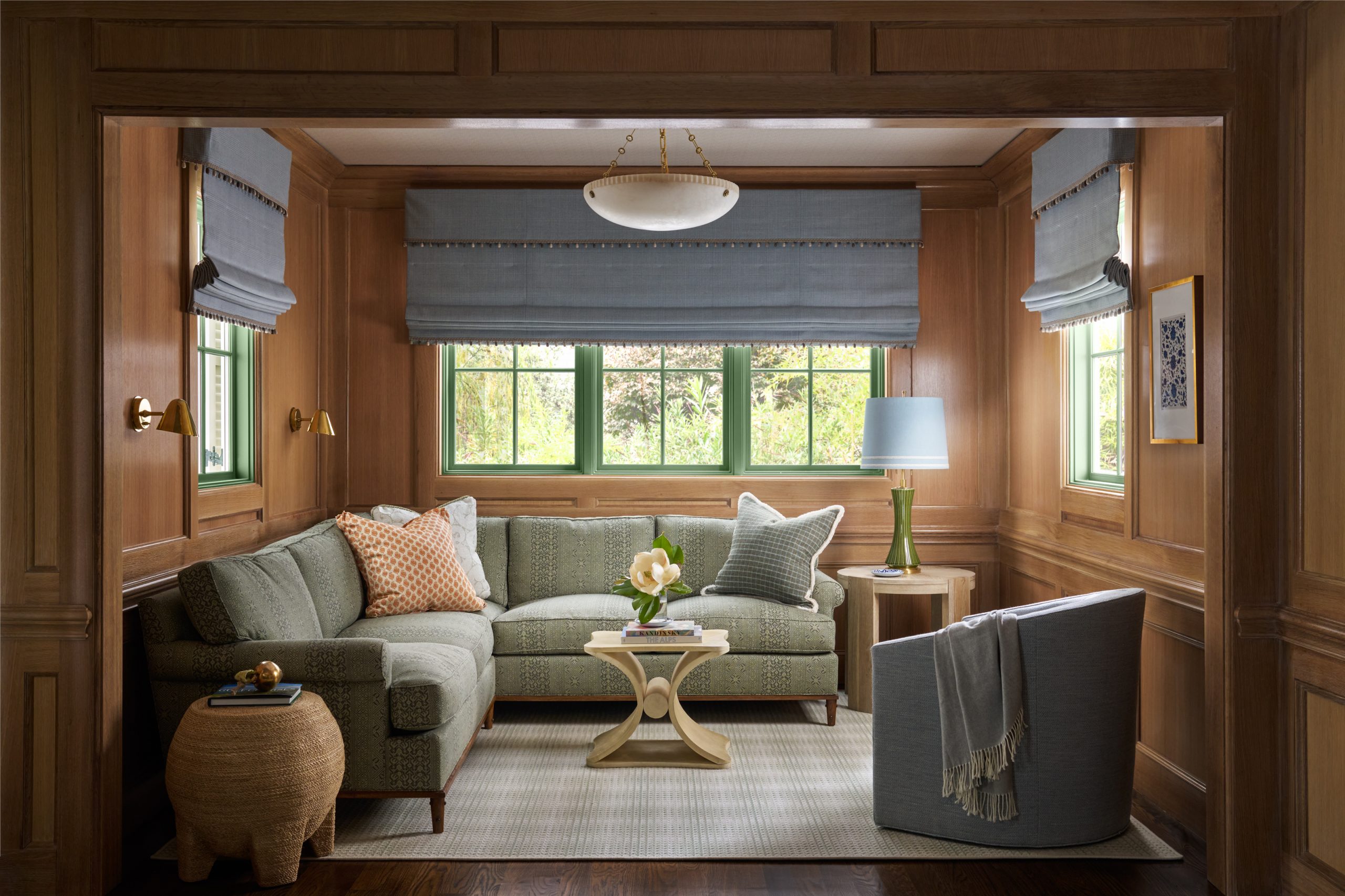 Nathan Schroder Photography Life–and houses–are all about the designs. And no one embraces that philosophy better than the designers of Collins Interiors. From the largest room to the tiniest nook, nothing is overlooked in their timeless design.  Their work combines classic sensibilities with stunning architecture for spaces with purpose, with style and, most important of all, with that certain undefinable something that makes a house feel like a home. So brew an extra cup of coffee and take a peek at this cozy, luxurious home that is so unforgettably chic you’ll undoubtably find yourself daydreaming about a few little changes for you own home. Enjoy! Life–and houses–are all about the details. And no one embraces that philosophy better than the designers of Collins Interiors. From the largest room to the tiniest nook, nothing is overlooked in their timeless interior design.  Their work combines classic sensibilities with stunning architecture for spaces with purpose, with style and, most important of all, with that certain undefinable something that makes a house feel like a home. So brew an extra cup of coffee and take a peek at this cozy, luxurious home that is so unforgettably chic you’ll undoubtably find yourself daydreaming about a few little changes for you own home. Enjoy!