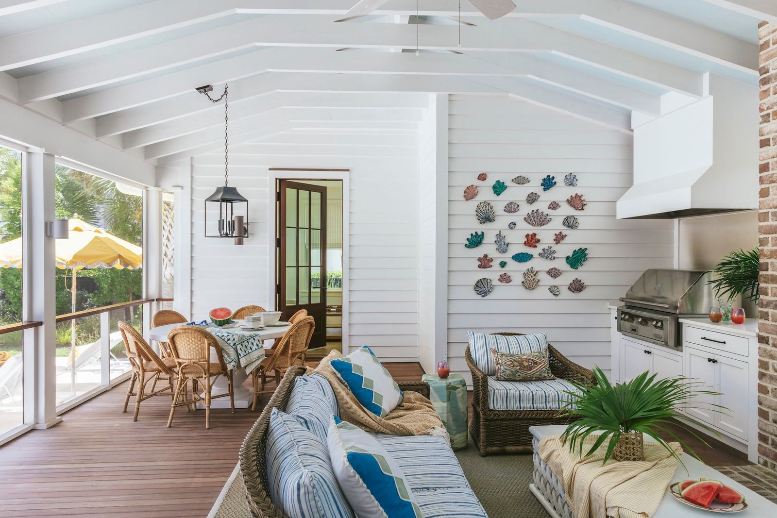  If you could use a break from the hustle and bustle of daily life, come rest with us in this relaxing and charming Charleston home designed by the talented Caitlin Kah!  Step inside this family-friendly oasis and then look around again. From the stunning color palette to the well-placed accessories, every element is perfection.  You won’t want to miss a single character-filled detail! Brantley Photography