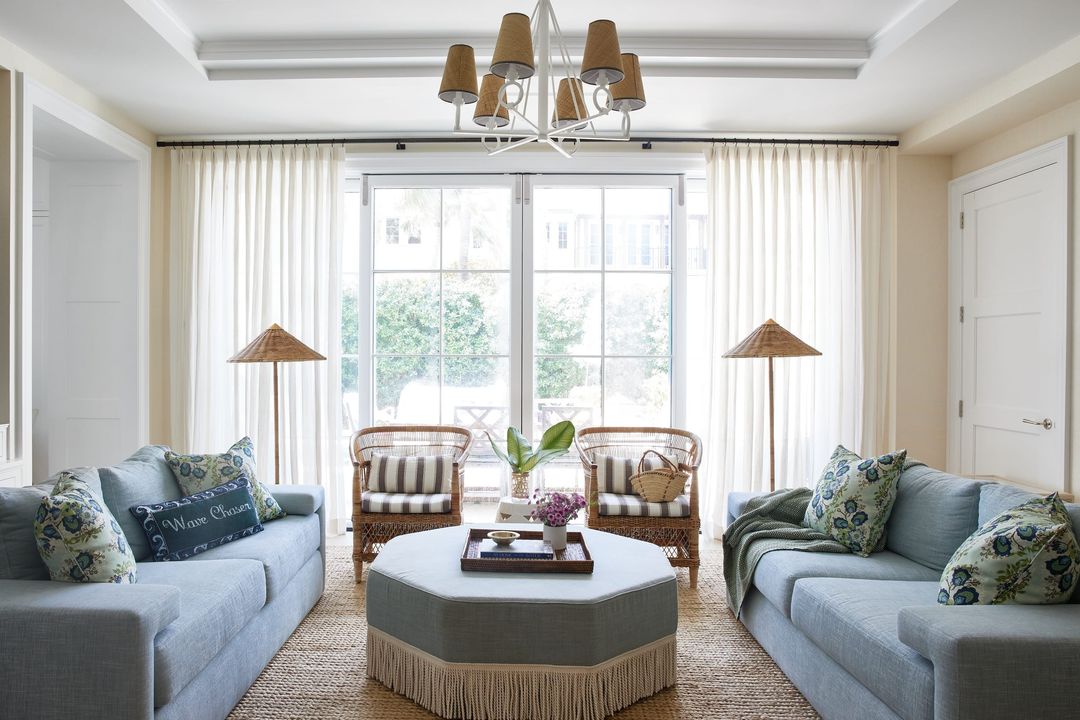  We don't know about you, but we always like starting the week with a little good taste. On that end, Caitlin Kah absolutely delivers. We are loving the chic stylish room designs --with pops of color in all the right places and the perfect dash of metallic chic. Brantley Photography