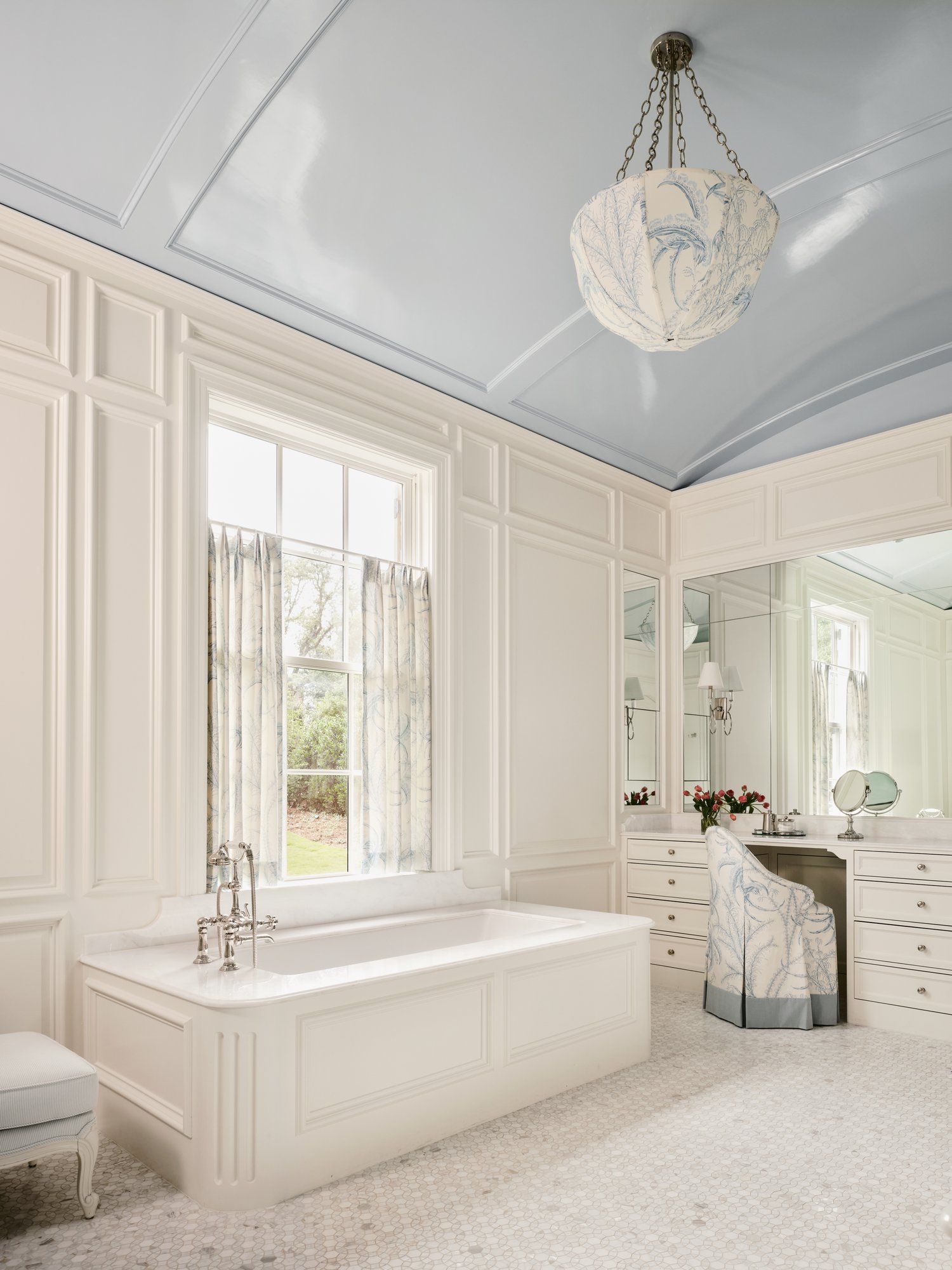 10 Simple Tips to Create a Spa-Like Bathroom