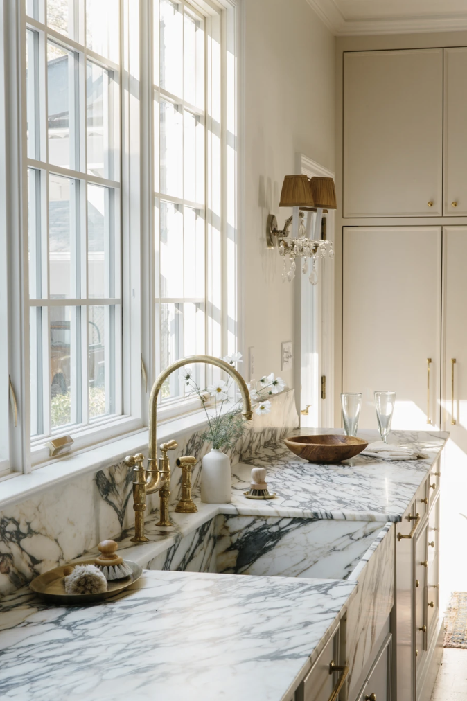 When it comes to kitchens, we spend a lot of time thinking about the usual things. White or stainless appliances? Wood or white cabinets? Wood or tile floors? Beyond the basics, there are so many ways to make the heart of the home warm, welcoming and absolutely you. Take a peek at 10 of our favorite ways to create stylish kitchens! - Carley Summers When it comes to kitchens, we spend a lot of time thinking about the usual things. White or stainless appliances? Wood or white cabinets? Wood or tile floors? Beyond the basics, there are so many ways to make the heart of the home warm, welcoming and absolutely you. Take a peek at 10 of our favorite ways to add style to kitchens! - stylish kitchen ideas - Carley Summers