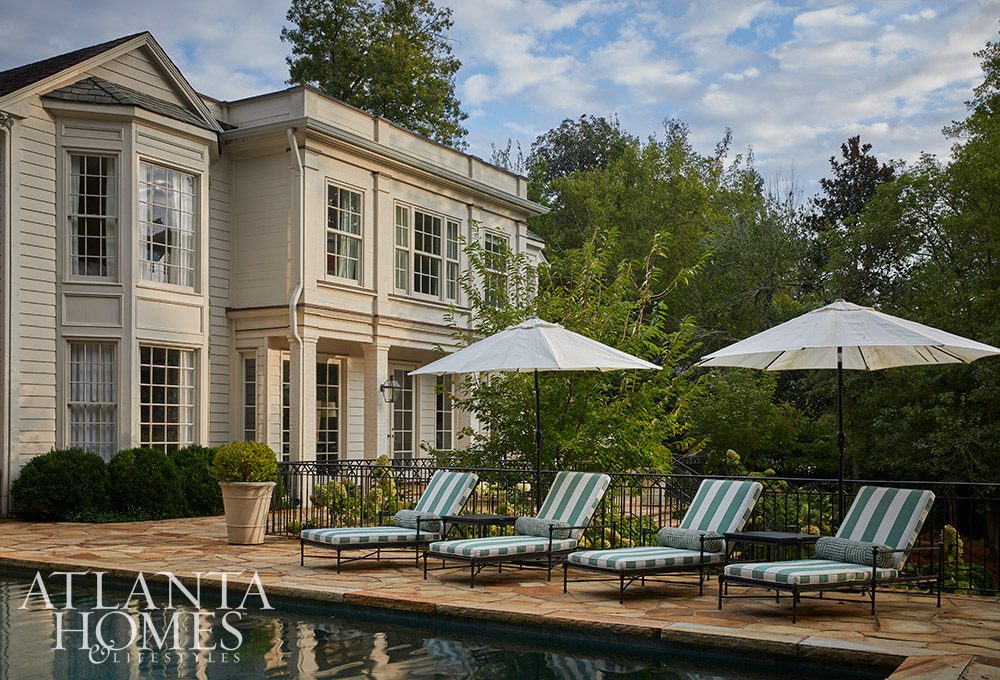 This gorgeous Atlanta home by revamped by architect T. Blake Segars and designer Phoebe Howard is the right combination - Emily Followill Photography
