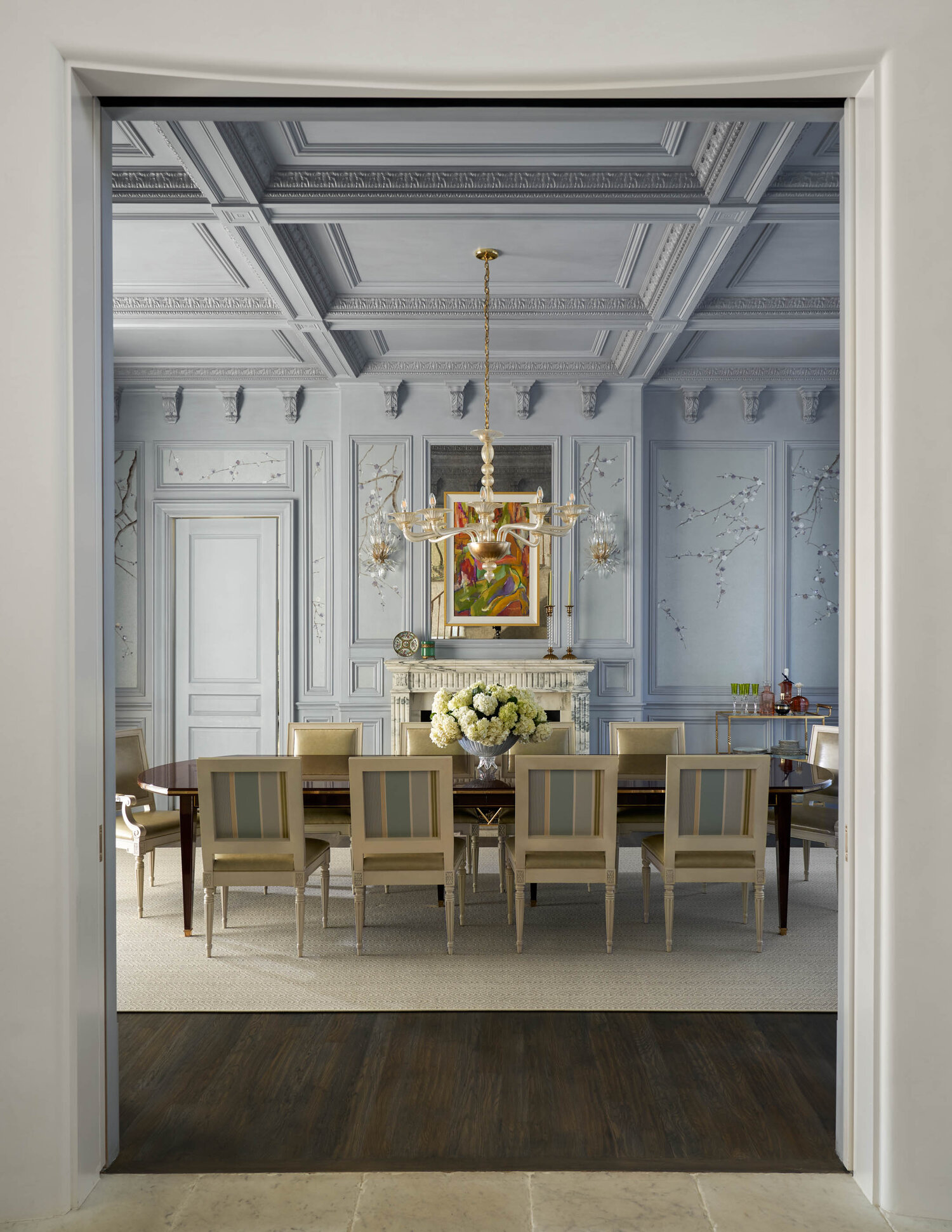 If there’s one design trend that’s sweeping through homes, it’s color drenching—and it’s a look that feels both daring and utterly timeless.Imagine walking into a room where the walls, trim, ceiling, and even the furniture are bathed in a single, sumptuous hue. It’s not just a splash of color, it’s an immersive experience, and the perfect way to wrap a room in warmth, charm, and fearless flair -Jenkins Interiors | Nathan Schroder Photography