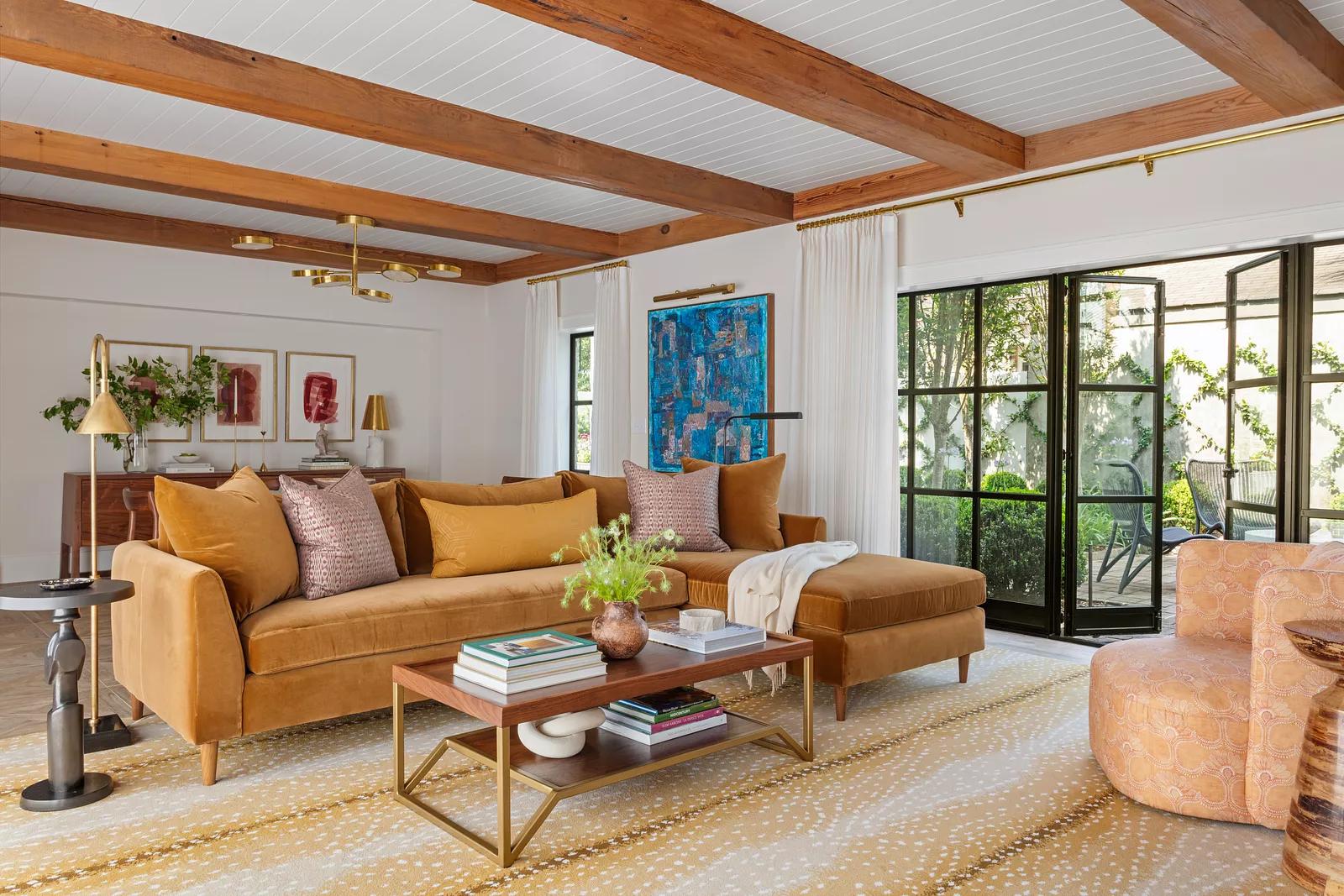 Refined yet laid-back, elegant yet welcoming, these beautiful room feel like home.  Allison Elebash Interiors and Julia Lynn Photography