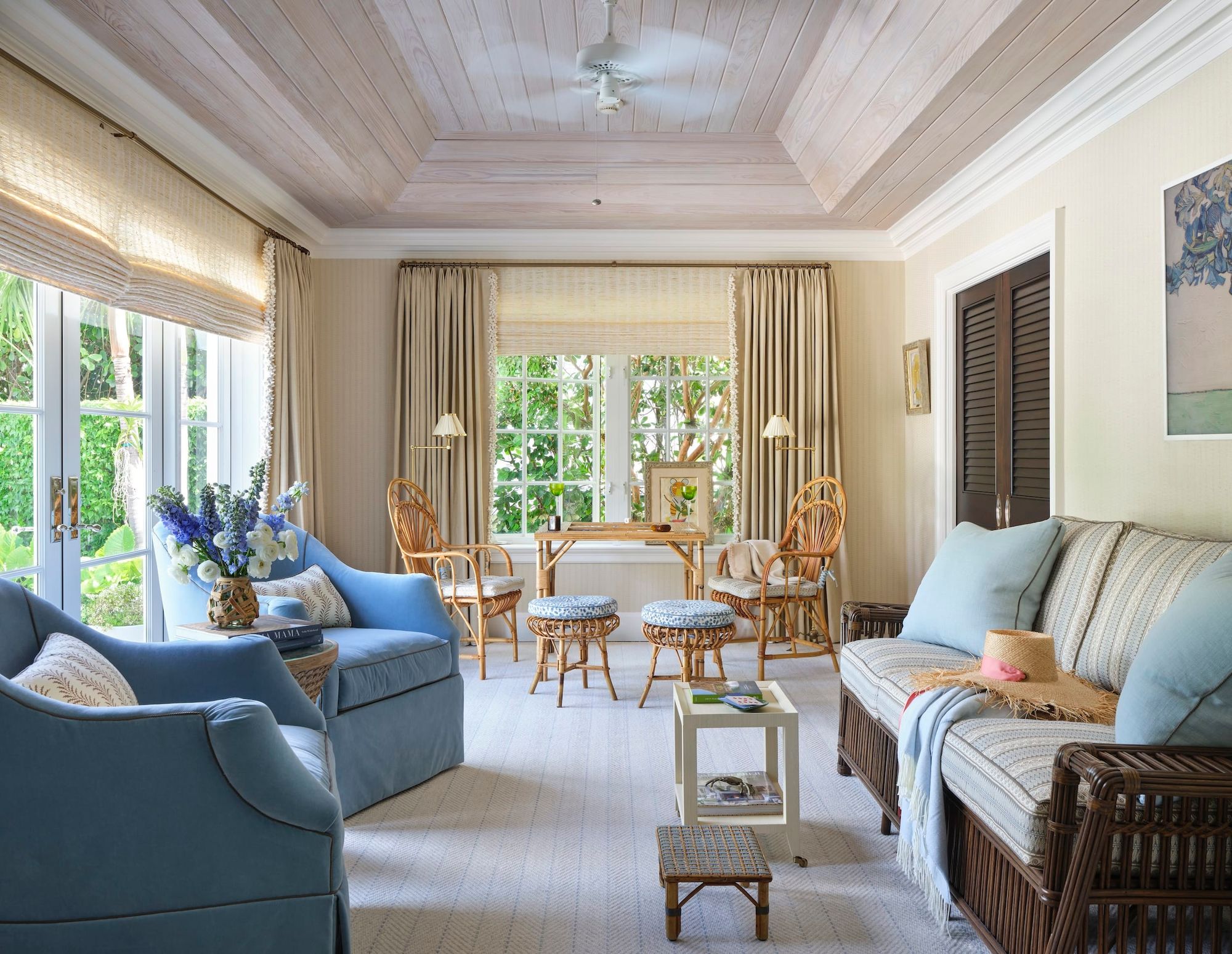 9 Stunning Living Rooms With Effortless Style