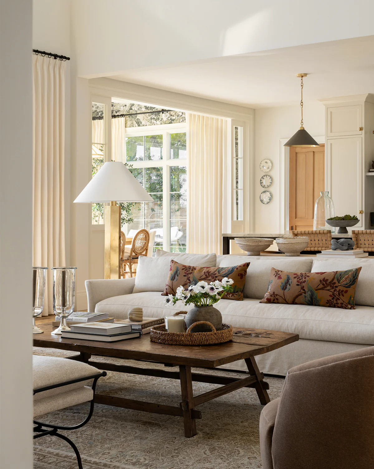 Inside a Stunning Kelly Wearstler-Designed California Home