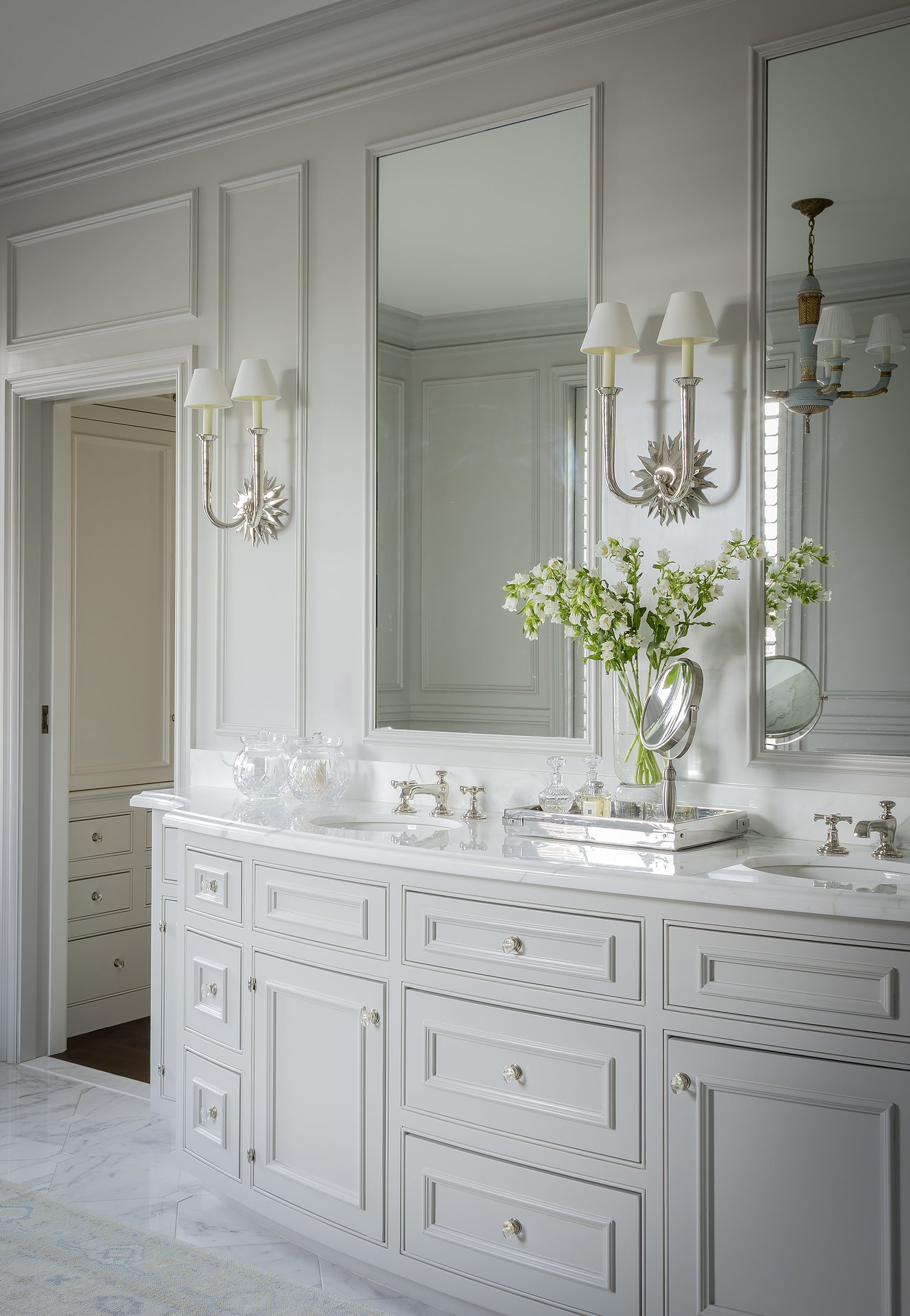 There’s something special about a home that blends the beauty of the past with the ease of modern living, and this historic Beacon Hill makeover does just that.  Designed by the talented Honey Collins, Pauli & Uribe Architects,Builder: F.H. Perry,Photography: Michael J. Lee