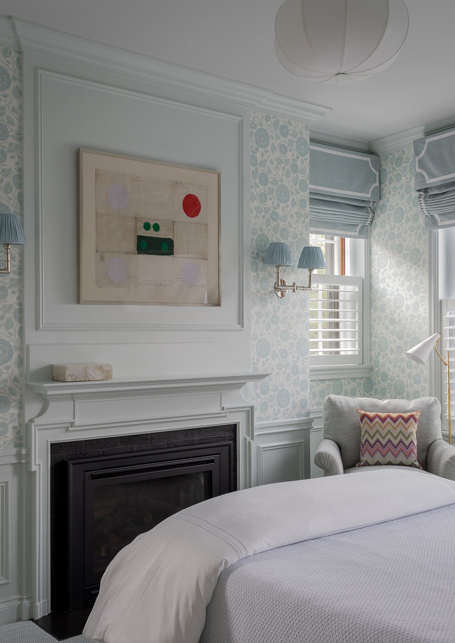 There’s something special about a space that blends the beauty of the past with the ease of modern living, and this historic Beacon Hill home makeover does just that.  Designed by the talented Honey Collins, Pauli & Uribe Architects,Builder: F.H. Perry,Photography: Michael J. Lee