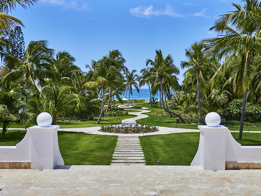 Dreaming of a getaway that blends old-school glamour and modern ease? Discover The Potlatch Club, the perfect dream Bahamas getaway.