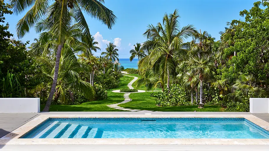 Dreaming of a getaway that blends old-school glamour and modern ease? Discover The Potlatch Club, the perfect dream Bahamas getaway.