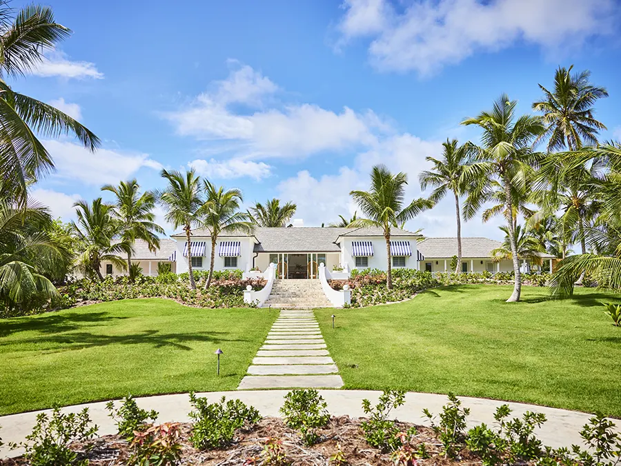 Dreaming of a getaway that blends old-school glamour and modern ease? Discover The Potlatch Club, the perfect dream family vacation. - family vacation ideas