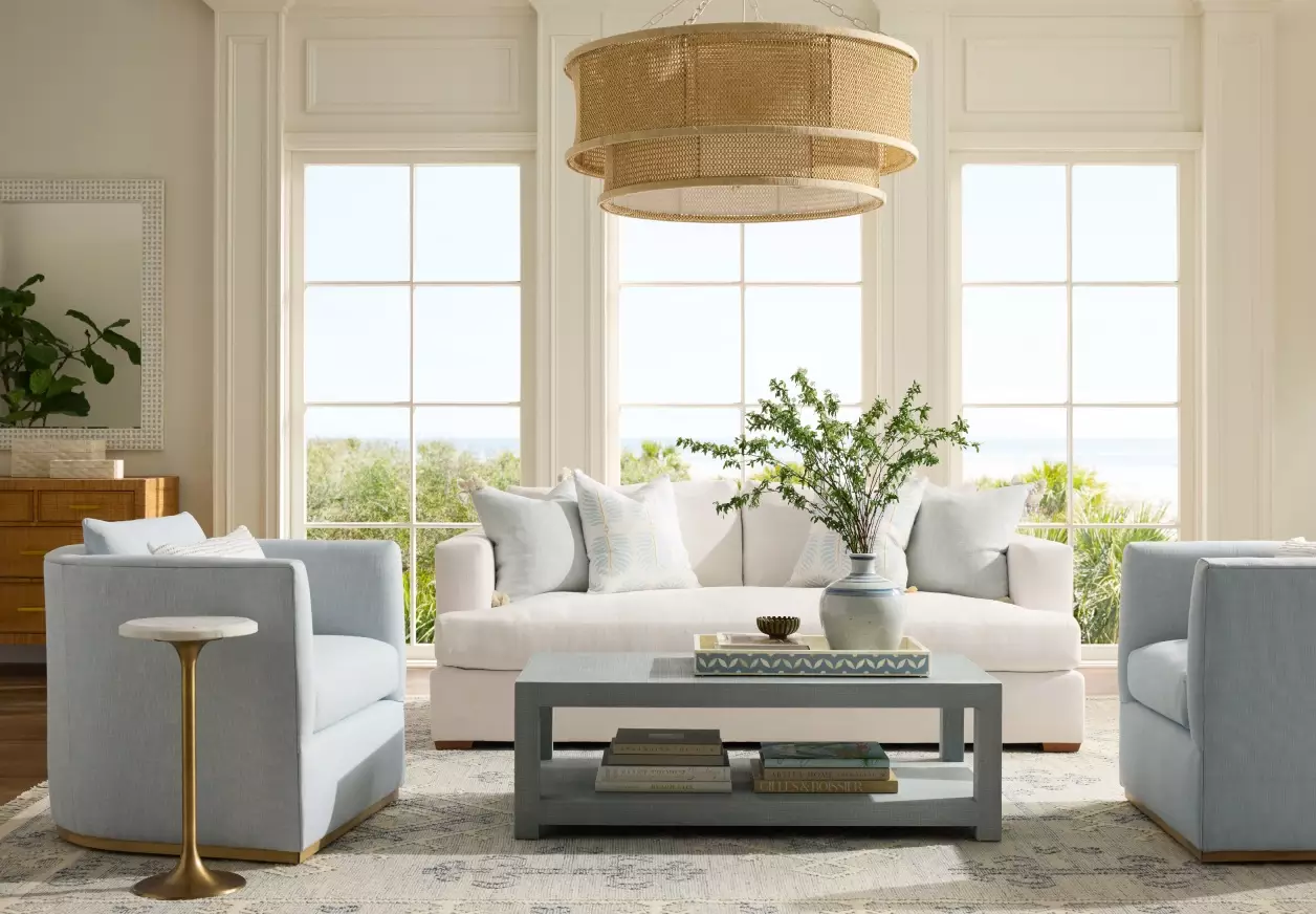 Beautiful blues, dreamy rattans and those coastal-inspired living rooms that we just can’t get enough of make this our favorite Serena & Lily collection to date–and that’s really saying something!
