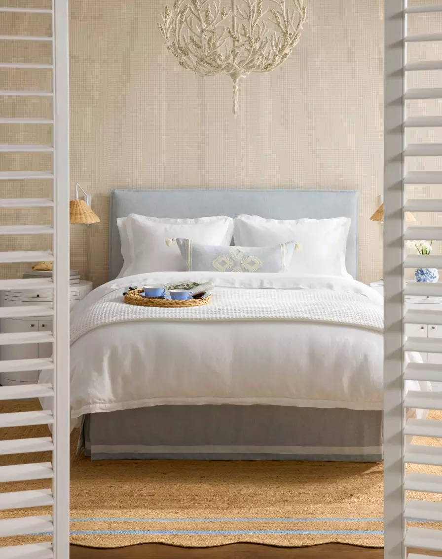 Refined yet laid-back, elegant yet welcoming, these stunning bedrooms feel like home.  Whether embracing a blue and white palette, a timeless neutral, or masterfully mixing patterns, these bedrooms are captivating retreats—timeless, elegant, and always infused with a touch of personality. Serena & lily