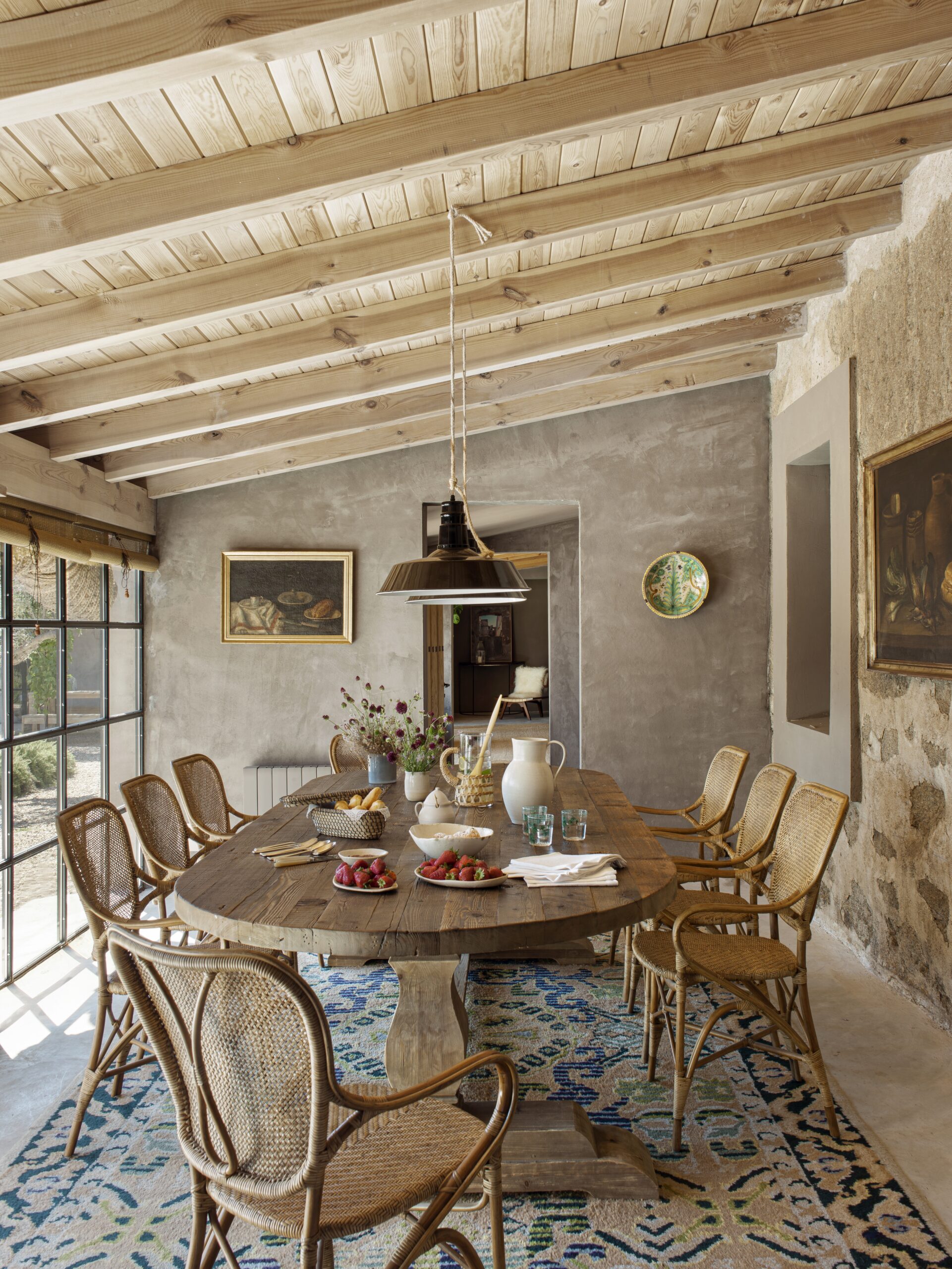 Internationally renowned design and style authority Melissa Penfold's new book Natural Living by Design shows "how the power of design can create a healthy home that not only looks beautiful but also boosts physical and emotional well-being." Designer: Belen Domecq | Montse Garriga Photography