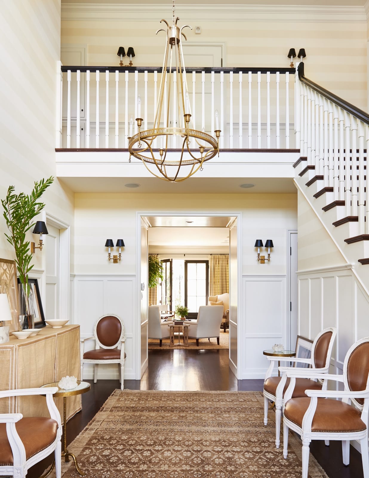 9 Fabulous Foyer Design Ideas for a Stylish Entry
